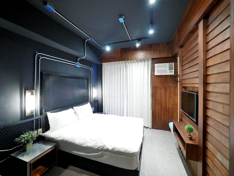 Hotel Taichung Loft Hostel Fengjia
