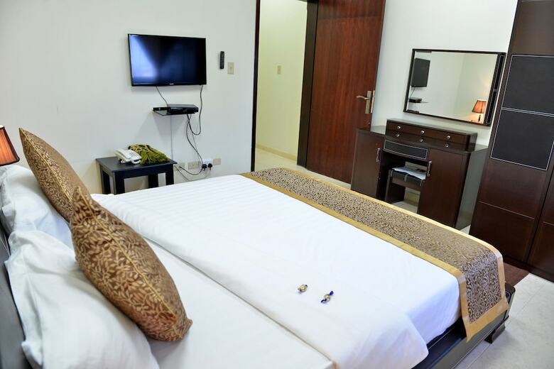 Four Seasons Hotel Apartments