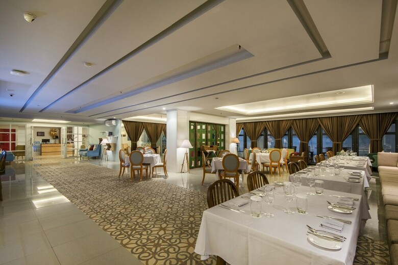 Yan's House Hotel