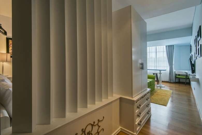 Yan's House Hotel