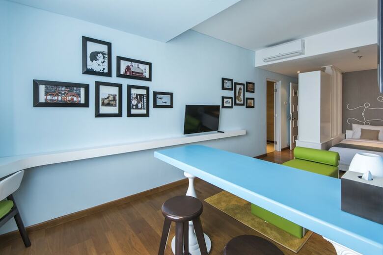 Yan's House Hotel