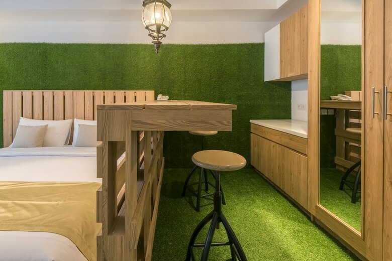 Yan's House Hotel