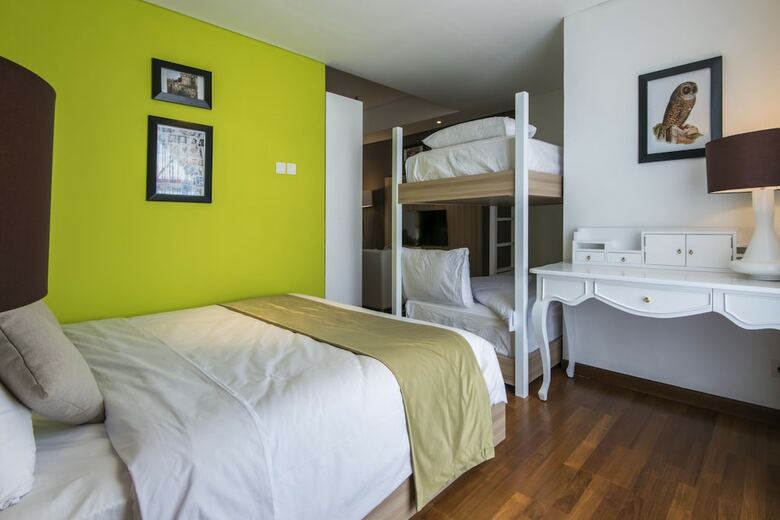 Yan's House Hotel