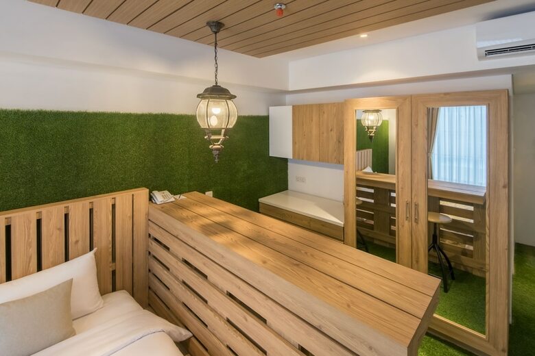 Yan's House Hotel
