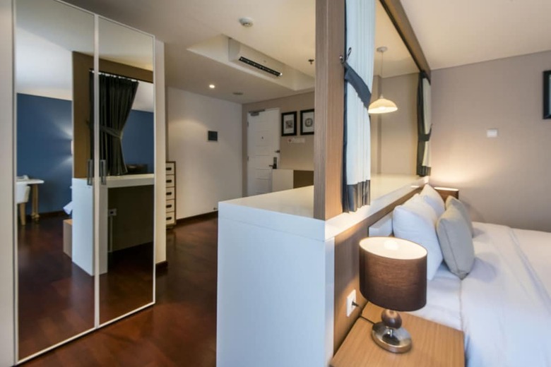 Yan's House Hotel