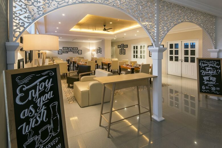 Yan's House Hotel