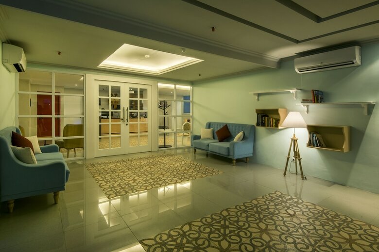 Yan's House Hotel