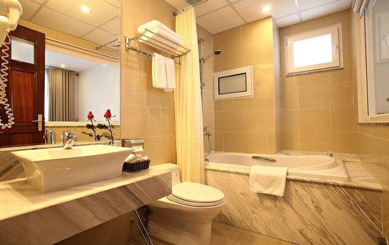 Blue Hanoi Hotel