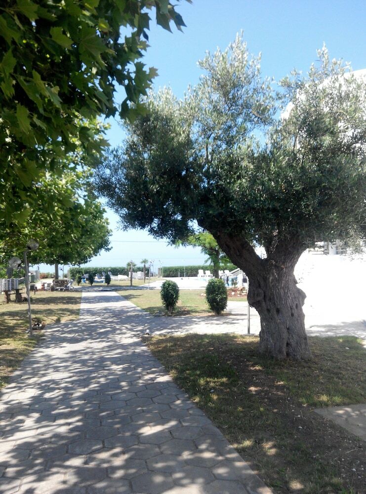 Skion Palace Beach Hotel