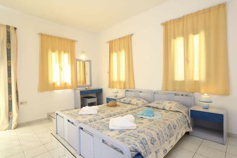 Aparthotel Artemis Apartments