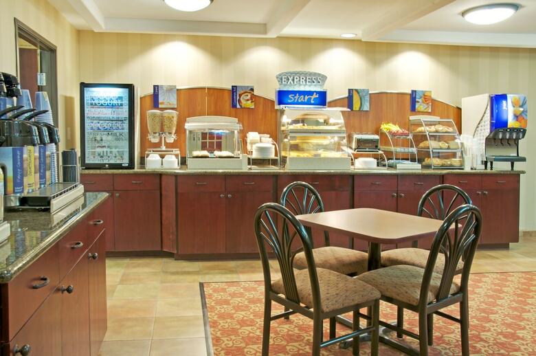 Hotel Holiday Inn Express Leesville