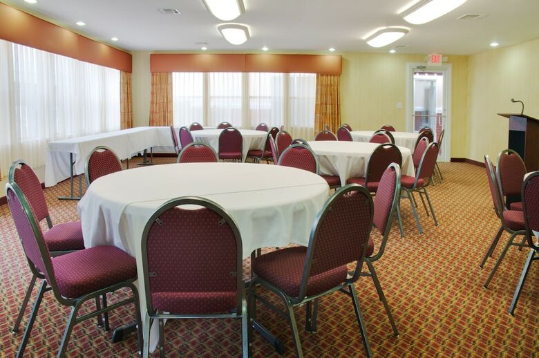 Hotel Holiday Inn Express Leesville