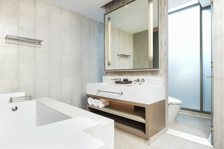 Hotel Avani+ Hua Hin Resort