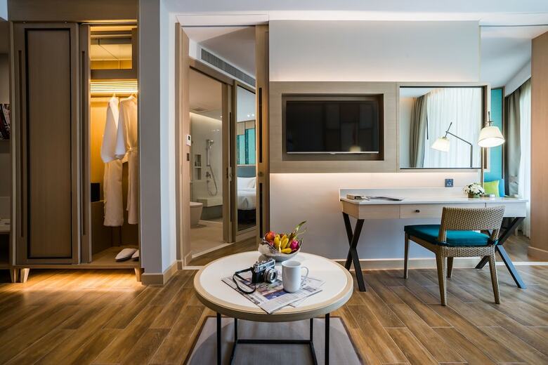 Hotel Avani+ Hua Hin Resort