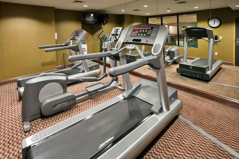 Holiday Inn Express Hotel & Suites Birmingham - Inverness