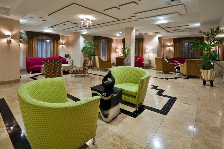 Holiday Inn Express Hotel & Suites Birmingham - Inverness