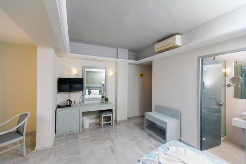 Anita Beach Hotel