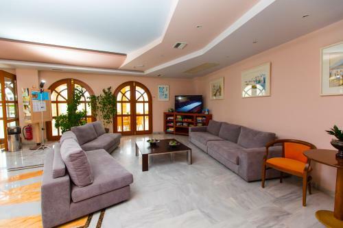 Anita Beach Hotel