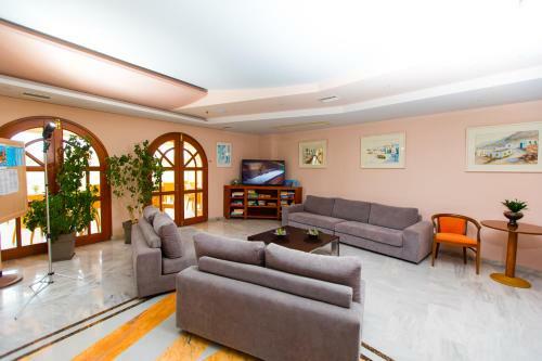 Anita Beach Hotel