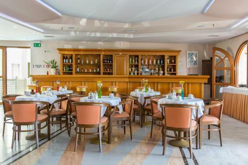 Anita Beach Hotel
