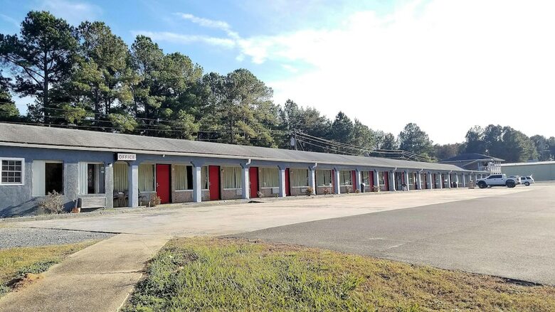 Hotel Roadway Inn