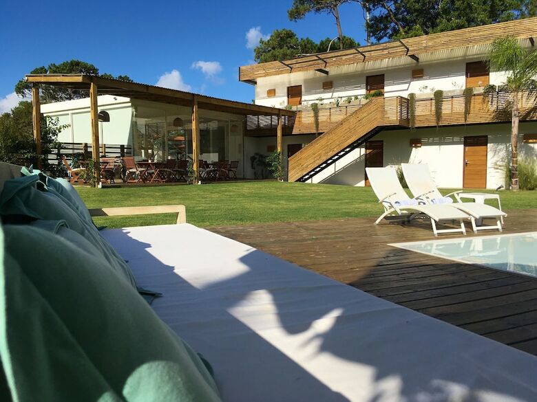 Live Hotel Boutique - Adults Only