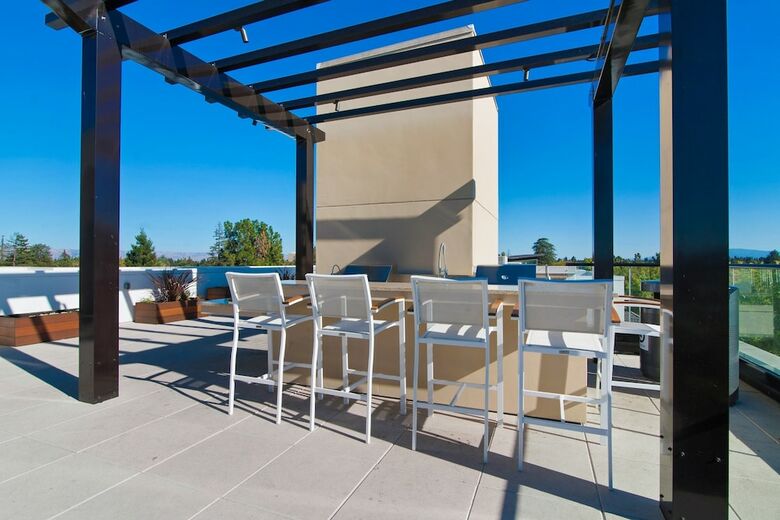 Apartamentos Global Luxury Suites At Mountain View