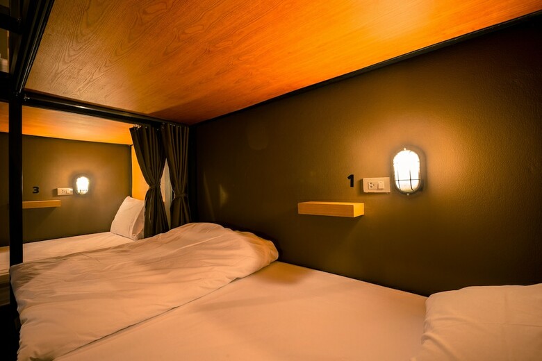 Hostal Srisuksant Square