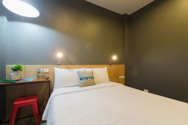 Hostal Srisuksant Square