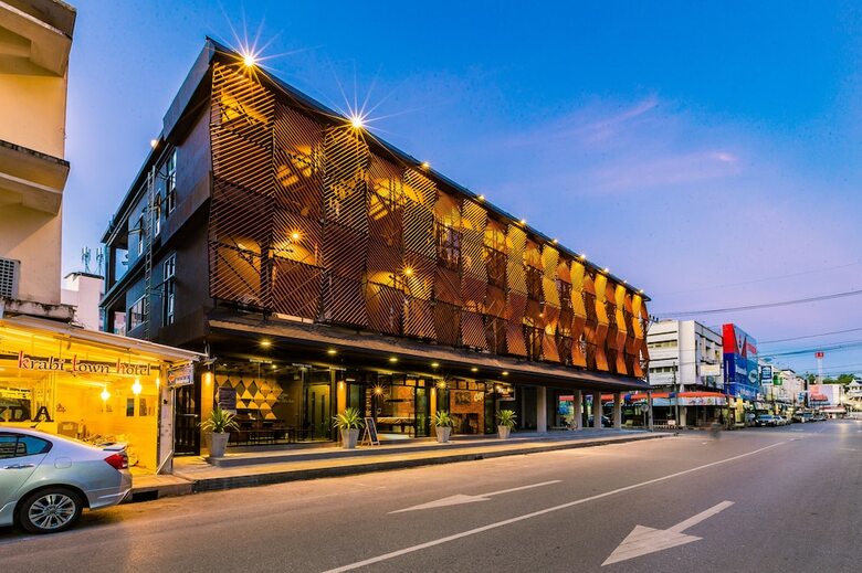 Hostal Srisuksant Square