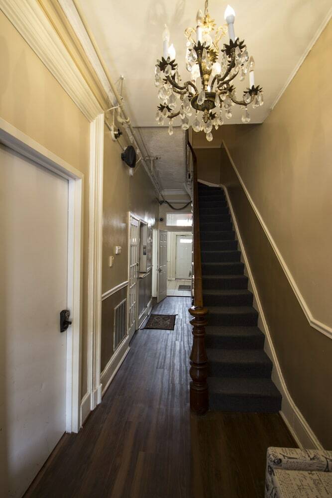 Hostal Dc Lofty