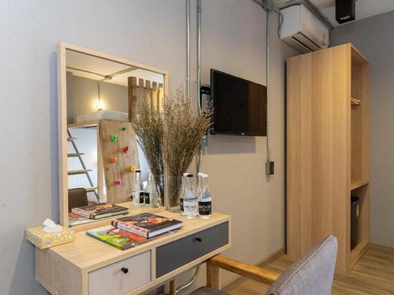 Hostal Arch39 Minimal Art & Craft Hotel