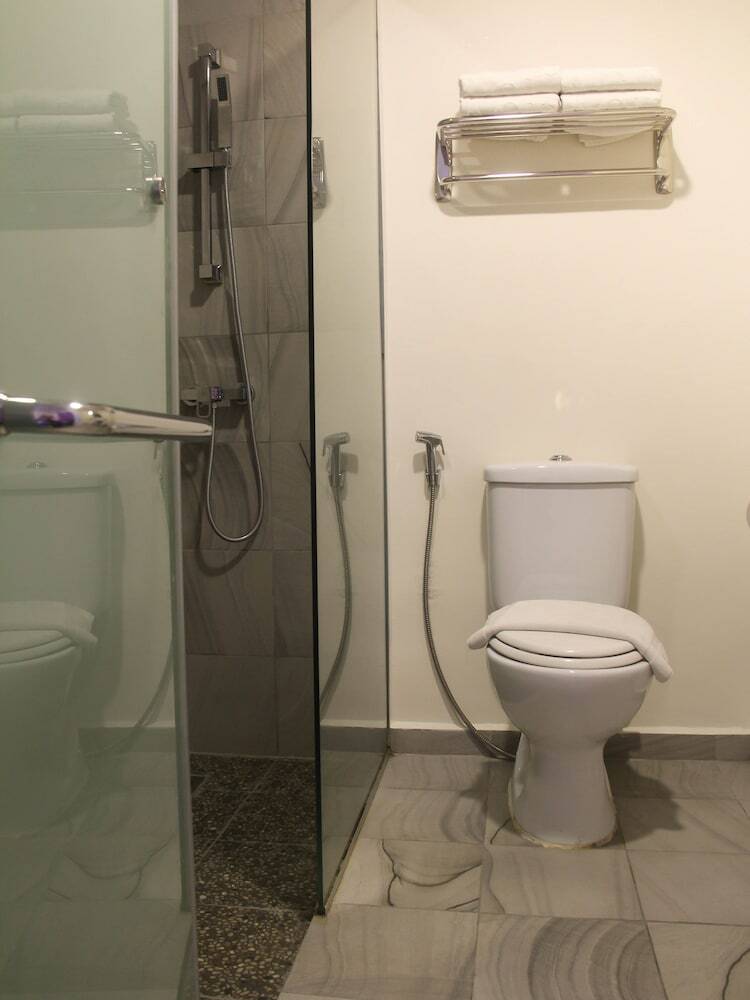 Baguss Hotel And Serviced Apartment
