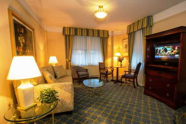 Wellington Hotel