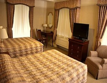 Wellington Hotel