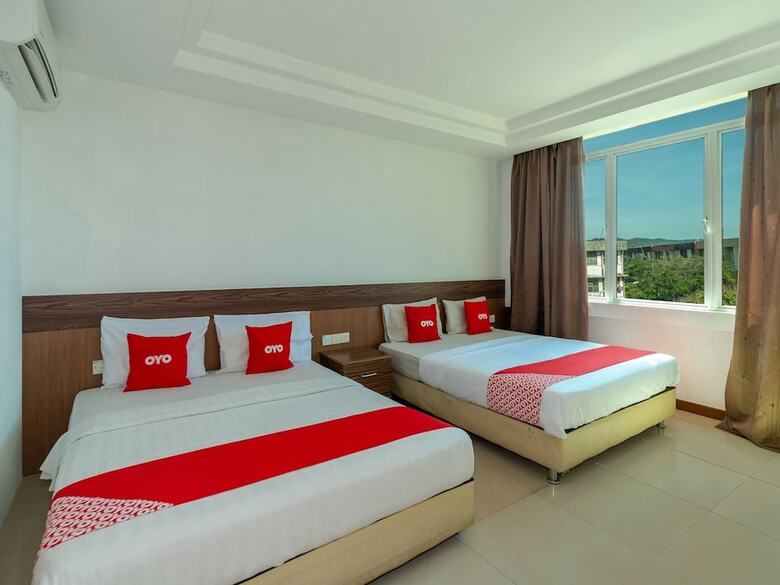 Oyo 216 La Viva Hotel