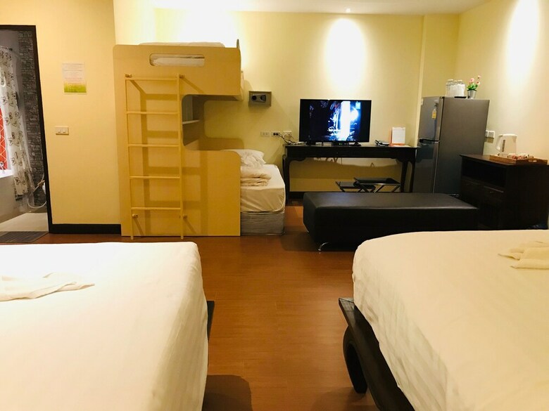 Hotel Baan Sang Singh