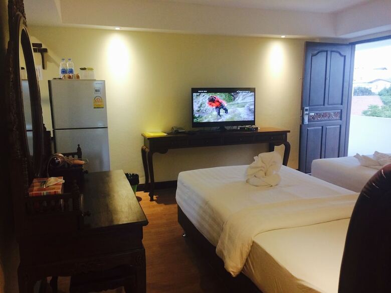 Hotel Baan Sang Singh