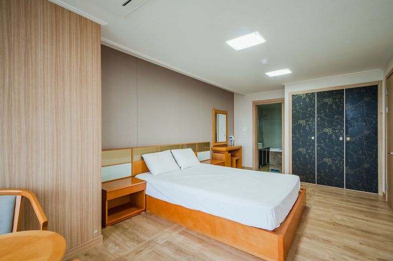 Pension Fantasia Condo