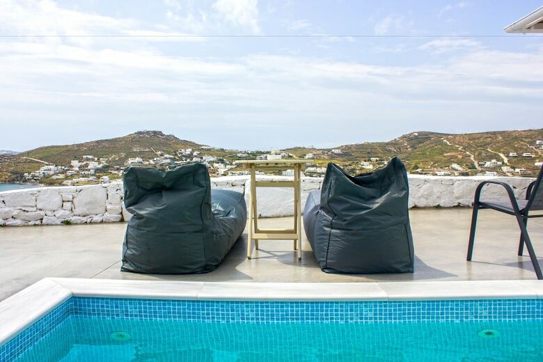 Hotel Anixi Lounge Suites - Adults Only
