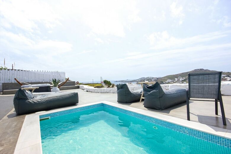 Hotel Anixi Lounge Suites - Adults Only