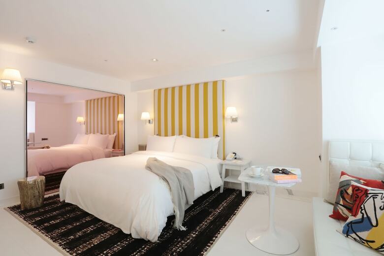 S Hotel | Designed By Philippe Starck