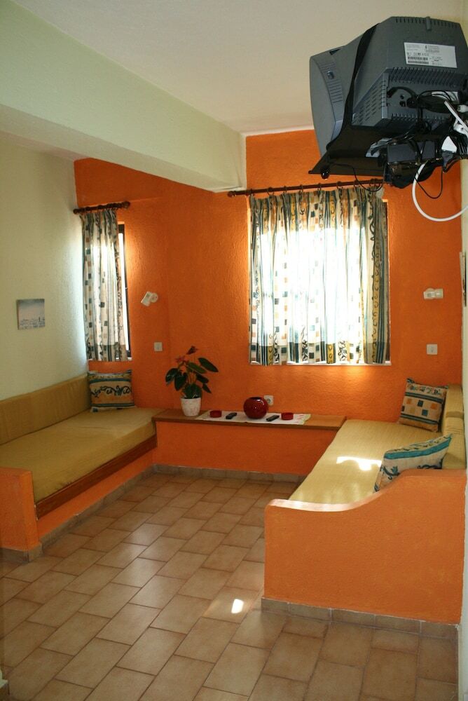 Blue Bay Apartments