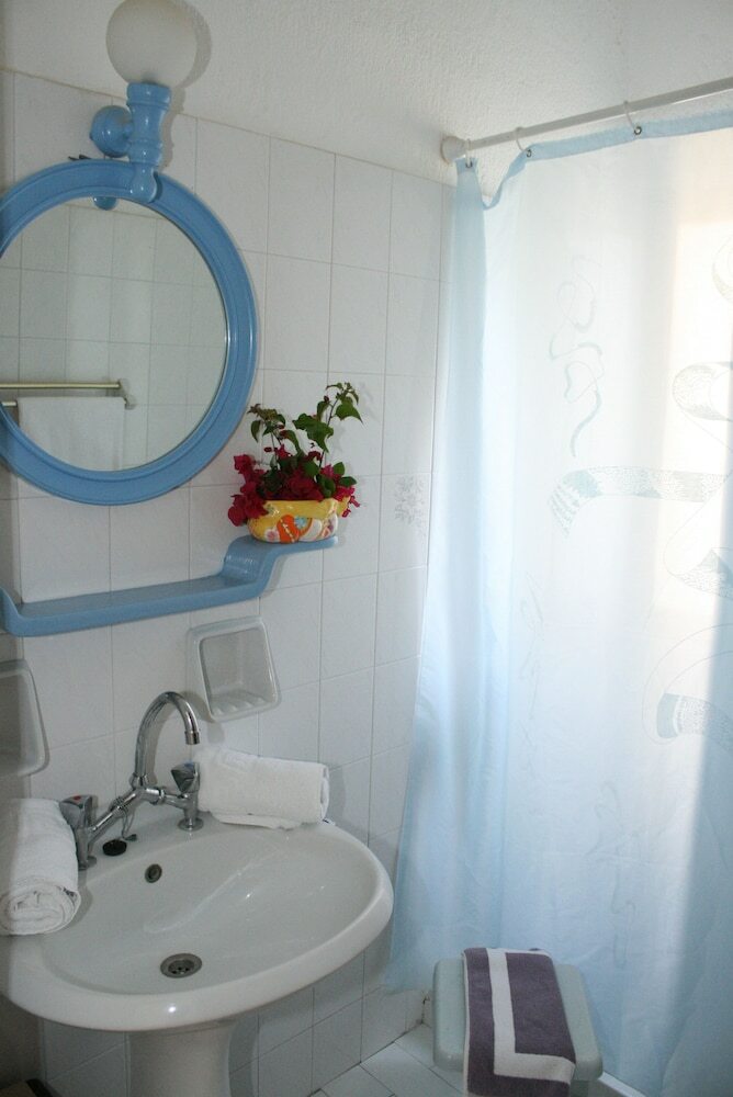 Blue Bay Apartments