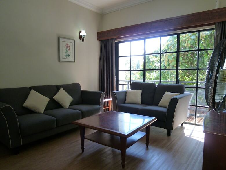 Greenhill Apartment