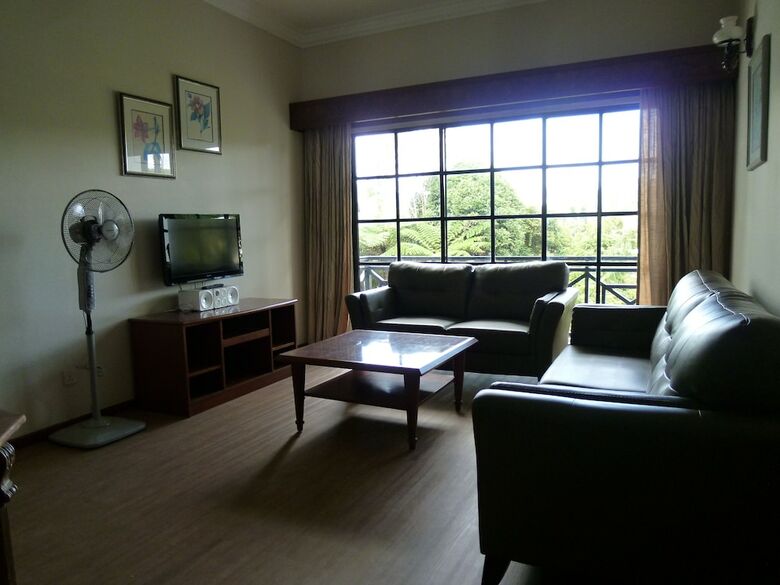 Greenhill Apartment
