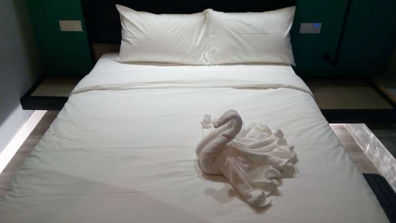 Tube Hotel