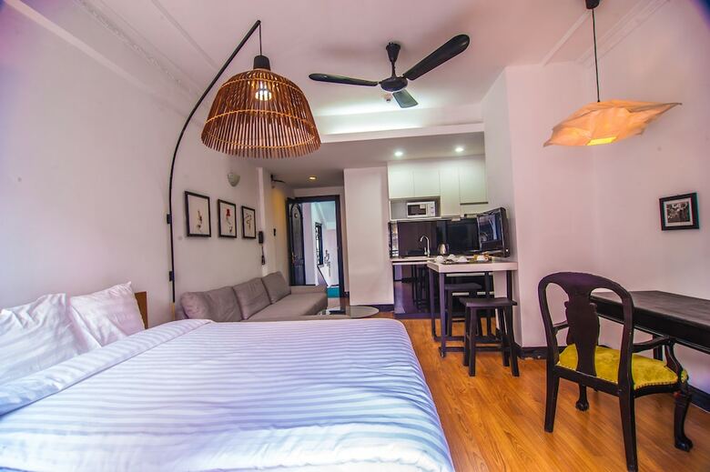 Hoa Binh Hotel