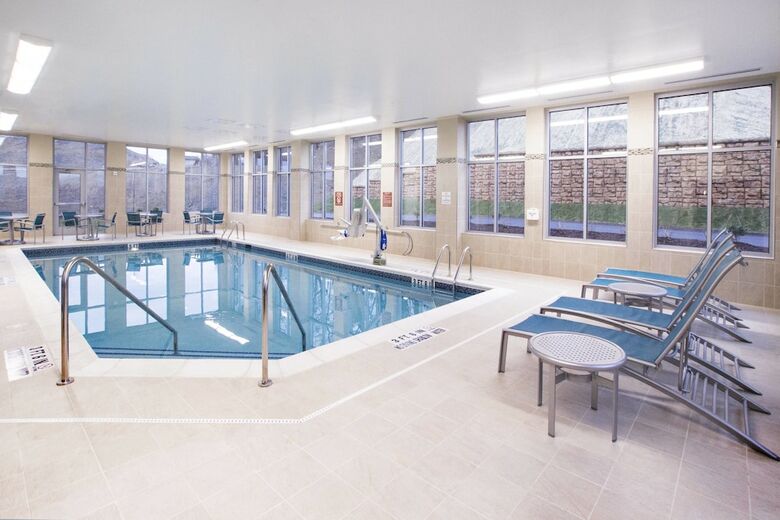Hotel Towneplace Suites By Marriott Pittsburgh Cranberry Township