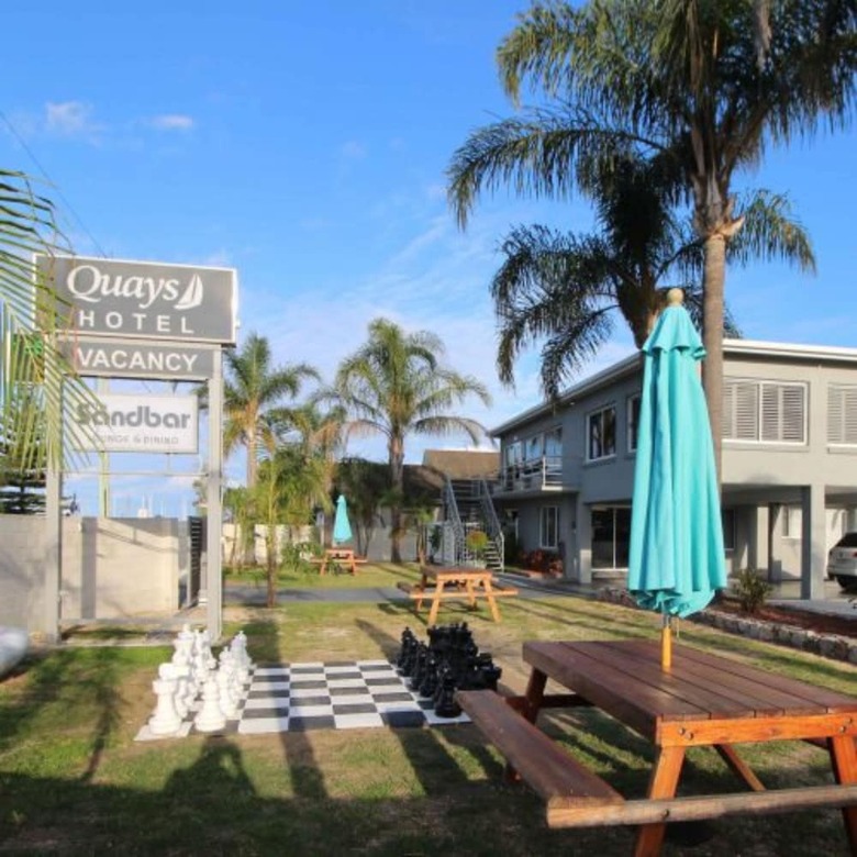 Quays Hotel